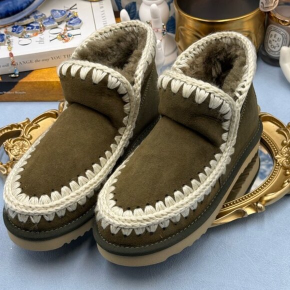 🆕 MOU 🧿 NWOT WOB Olive Green Eskimo Ankle Boot, Cream Overstitch, Sz EU 36 - Picture 10 of 12